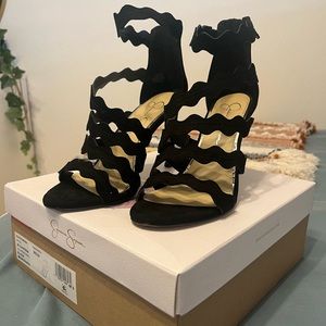 NEW - Jessica Simpson strap heel